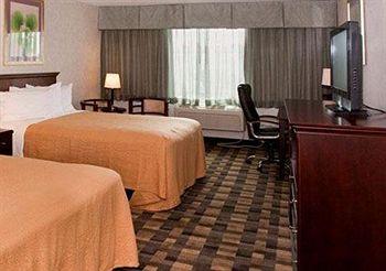 Quality Inn & Suites Montebello 7709 Telegraph Road