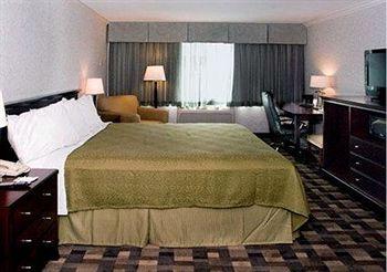Quality Inn & Suites Montebello 7709 Telegraph Road