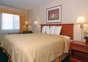 Quality Inn Airport Ontario 514 N. Vineyard Ave.