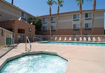 Mainstay Suites Metro Center Phoenix 9455 N. Black Canyon Highway