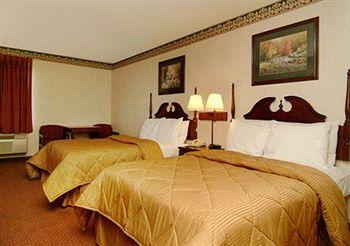 Comfort Inn Pine Bluff 2809 Pines Mall Dr.