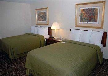 Quality Inn Sawgrass Plantation 1711 North University Drive