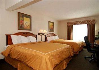 Comfort Suites Sawgrass Tamarac 8301 West Commercial Boulevard