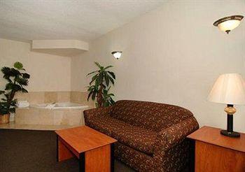 Comfort Suites Sawgrass Tamarac 8301 West Commercial Boulevard