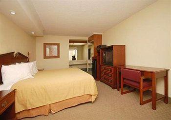 Quality Inn Airport Tempe 1550 S. 52nd St.