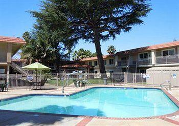 Quality Inn & Suites Thousand Oaks 12 Conejo Blvd