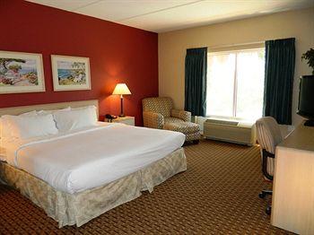 AmericInn Hotel & Suites Sarasota 5931 Fruitville Road