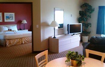 AmericInn Hotel & Suites Sarasota 5931 Fruitville Road