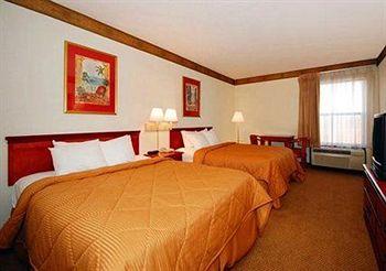 Comfort Inn & Suites LaGrange 1512 Lafayette Pky.