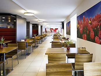 Hotel Ibis Amsterdam Centre Stationsplein 49