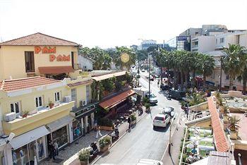 Savoy Hotel Antibes 144 Boulevard President Wilson