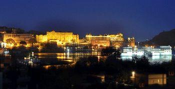 Hotel Chunda Palace Udaipur 1 Haridas Ji Ki Magri, Main Road