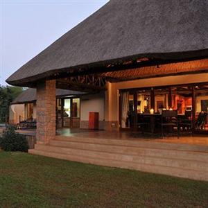 Protea Hotel Hluhluwe & Safaris 104 Main Road, PO Box 92