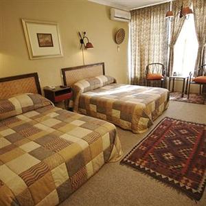 Protea Hotel Hluhluwe & Safaris 104 Main Road, PO Box 92