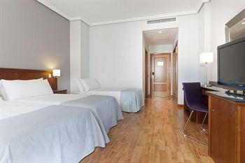 Tryp Cibeles Hotel Madrid Calle de Mesonero Romanos, 13