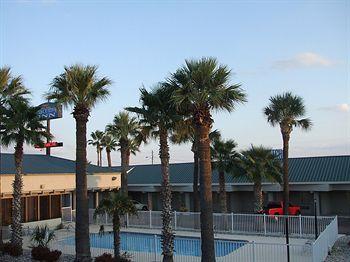 Americas Best Value Inn Del Rio 2000 Veterans Blvd