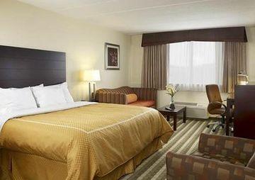 Comfort Inn & Suites Washington D.C. 1600 New York Avenue NE