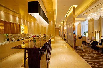 Crowne Plaza Yichang Hotel Spe 169 Yanjiang Ave,Wujiagang