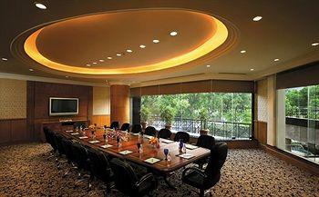 Shangri La Hotel New Delhi 19 Ashoka Road Connaught Place