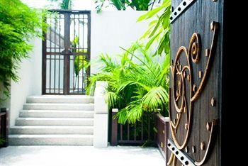 Sareeraya Villas And Suites Koh Samui 100/1 Moo 2 Chaweng Beach Road