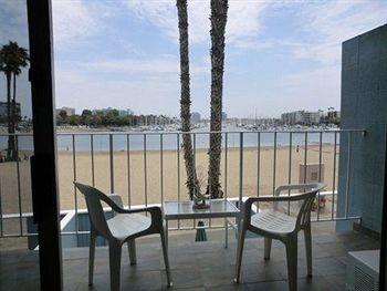 Foghorn Harbor Inn Marina del Rey 4140 Via Marina