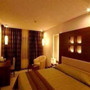 Zen Garden Hotel Chennai 86 Block No. 5, Mount Road