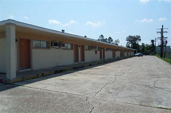 Deluxe Inn Motel Lake Charles 3900 Highway 90 East