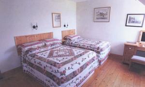 Bunratty Woods Country Inn Bed & Breakfast Low Road