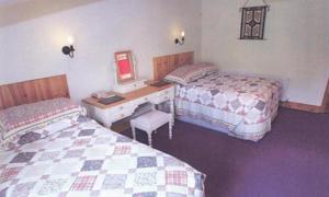 Bunratty Woods Country Inn Bed & Breakfast Low Road