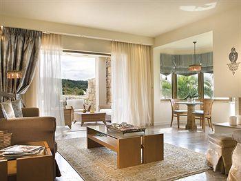 Sani Asterias Suites Kassandra Sani