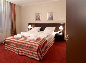 Ramada Hotel City Centre Riga Gertrudes Street 70