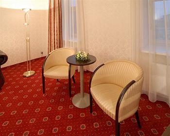 Ramada Hotel City Centre Riga Gertrudes Street 70