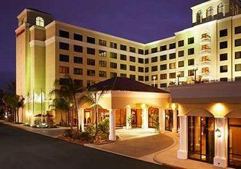 Doubletree Guest Suites Anaheim 2085 S Harbor Blvd