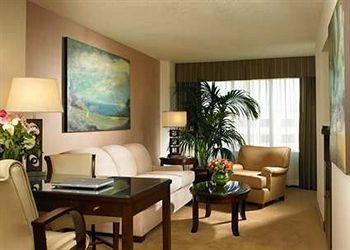 Doubletree Guest Suites Anaheim 2085 S Harbor Blvd