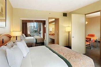 Doubletree Guest Suites Austin 303 W. 15th Street