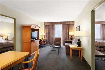 Doubletree Guest Suites Austin 303 W. 15th Street