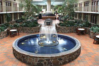 Hotel PURE Seasons Inn Fort Smith 2219 S WALDRON RD