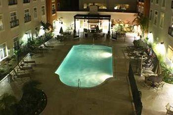 Embassy Suites Valencia (California) 28508 Westinghouse Place