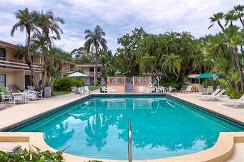 Golden Host Resort Sarasota 4675 North Tamiami Trail