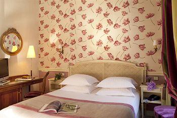 Hotel Dauphine Saint Germain Paris 36 Rue Dauphine