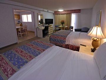 Shilo Inn Hotel and Suites Yuma 1550 S Castle Dome Rd