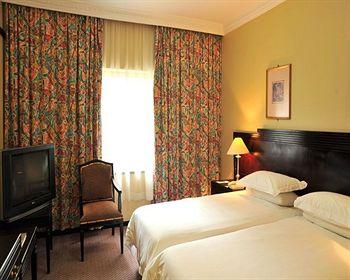 Orion Devonshire Hotel Johannesburg Corner Jorissen & Melle Street Braamfontein