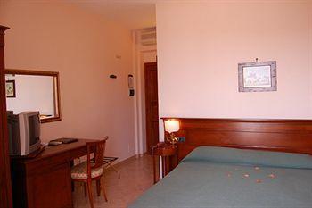 Hotel Villa De Pasquale Lipari Via Zinzolo 12