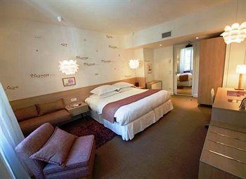 Hotel Cezanne Aix-en-Provence 40 Avenue Victor Hugo