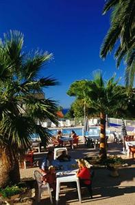 M Vacances Le Lion de Mer Hotel Saint-Raphael 218 Boulevard Saint Exupery