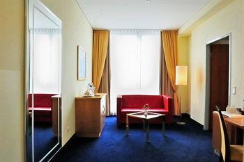 Ramada Hotel Berlin Mitte Chausseestrasse 118-120