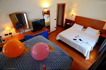 Best Western Hotel Globus Rome Viale Ippocrate 119