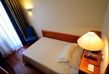 Best Western Hotel Globus Rome Viale Ippocrate 119