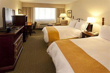 Radisson Hotel Arlington (Virginia) 2020 Jefferson Davis Highway