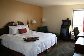 Hampton Inn Athens (Tennessee) 1821 Holiday Drive